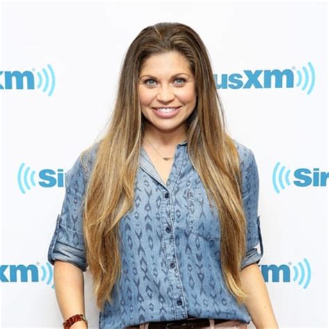 danielle fishel cleavage|Danielle Fishel Maxim Cover: Girl Meets World Star Topanga。